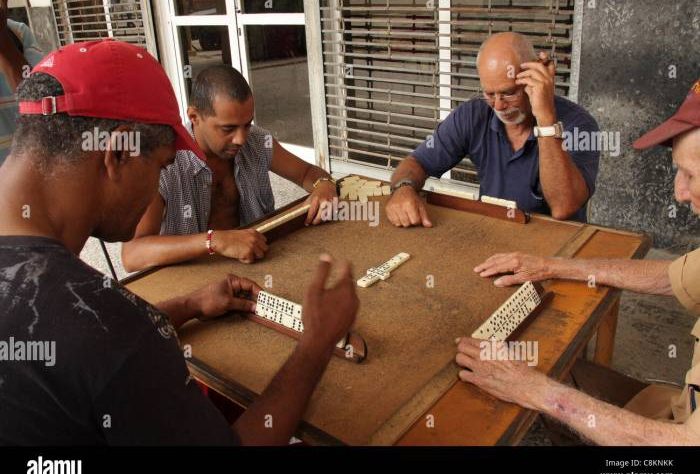 CHUTOGEL - Taruhan dalam permainan domino tradisional